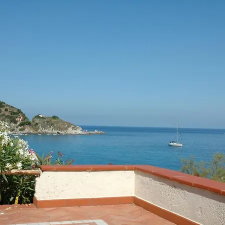 Cotoncello, Direttamente Sul Mare