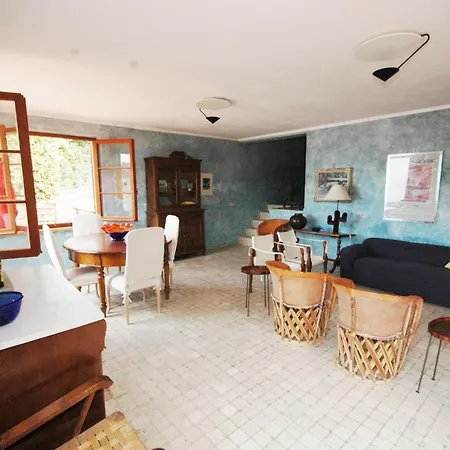 Apartament Cotoncello, Direttamente Sul Mare SantʼAndrea